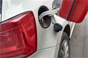 乌当24小时救援车收费标准