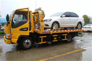 乌当附近拖车救援24小时服务热线